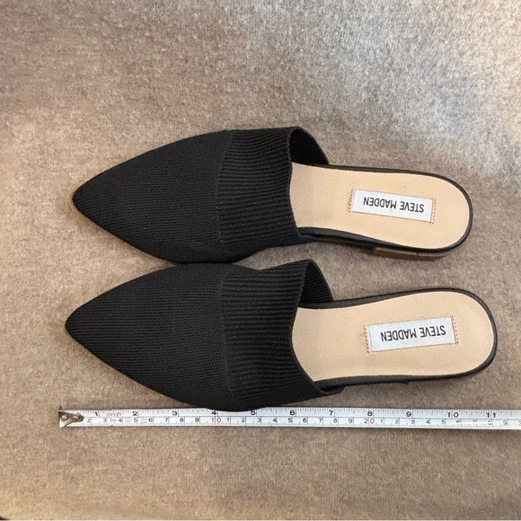 STEVE MADDEN Sz 9 (estimated) Stretchy Top Fabric Pointy Slip On Black Mules - Picture 9 of 10